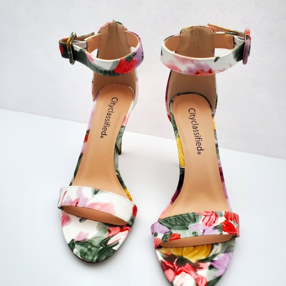 City Classified Strap Heels